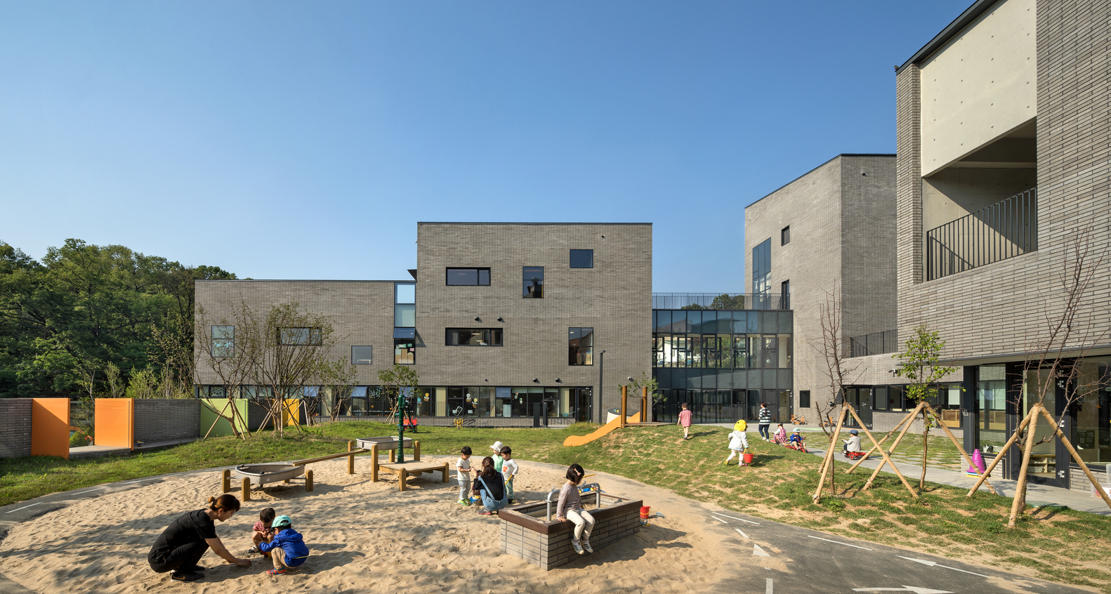 Naver Imae Nursery School  DㆍLIM architects-29