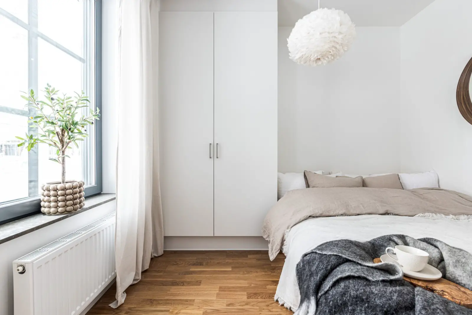 瑞典 34m2 精致黑白工作室,空间布局与设计细节的完美结合-10