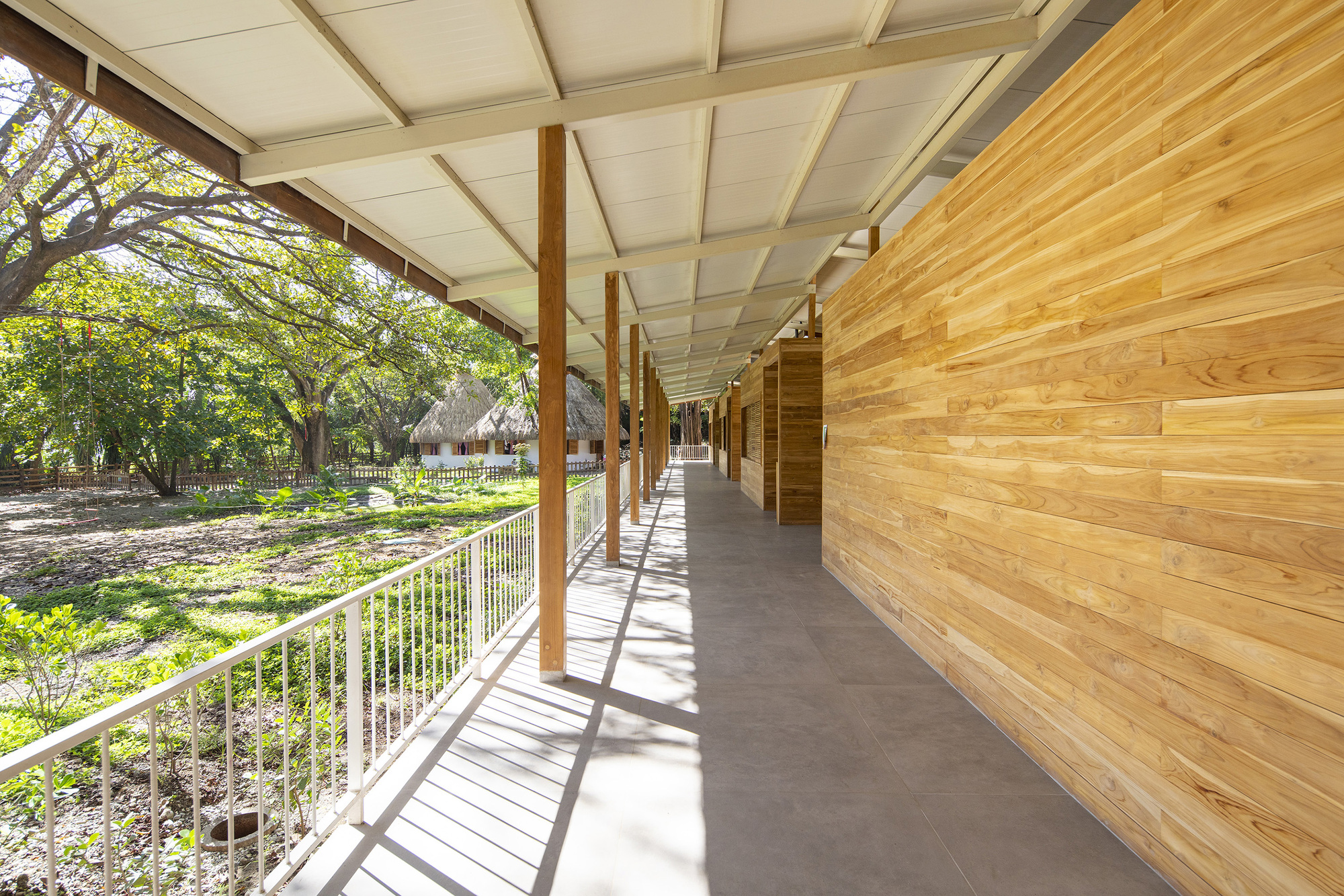 Casa de las Estrellas Waldorf School / Salagnac Arquitectos-14