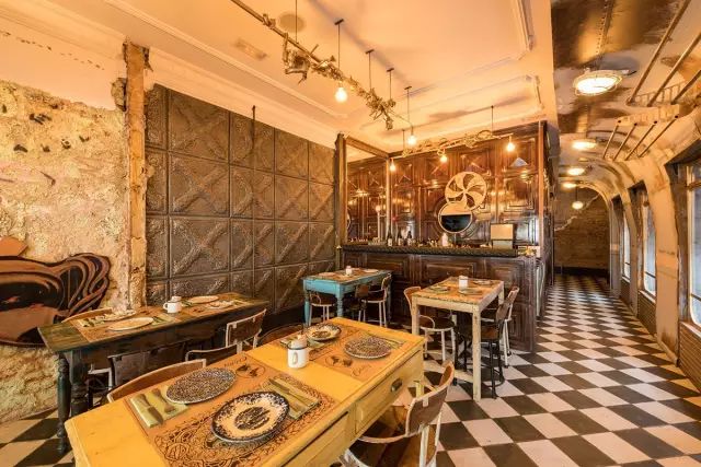 空间设计｜打造复古电影的怀旧感-11