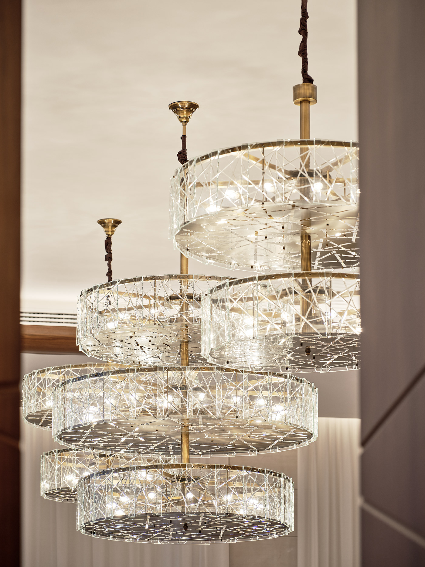 迪万·奥萨米丨illuminate Design,Reehana-16