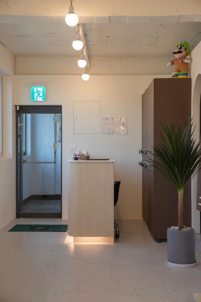 25 平美容院装修，白色调照明设计点睛之笔-12