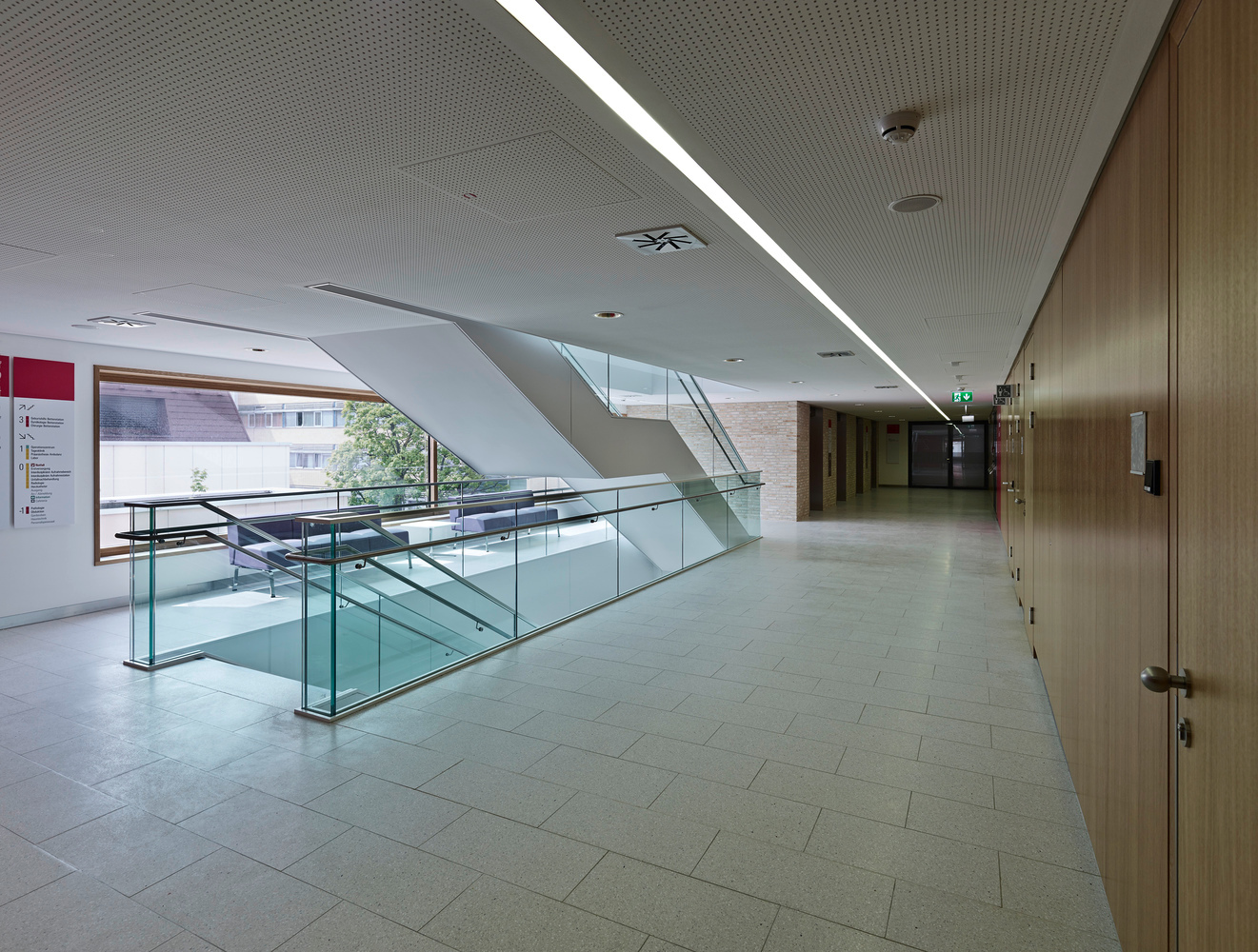 奥地利默德林地区医院丨Paul Katzberger等五人-34