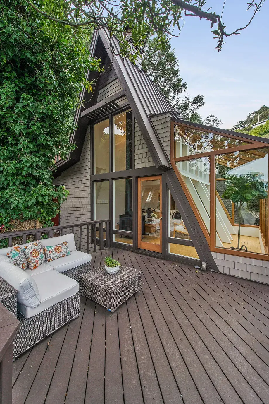 加州 Sausalito 度假屋的 A 型框架设计-21
