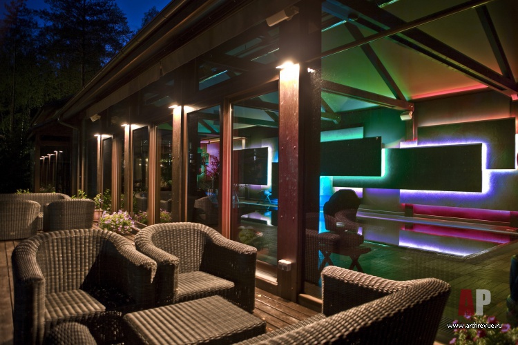 带私人 SPA 综合体的两层楼酒店设计丨伊万诺夫·帕维尔-25