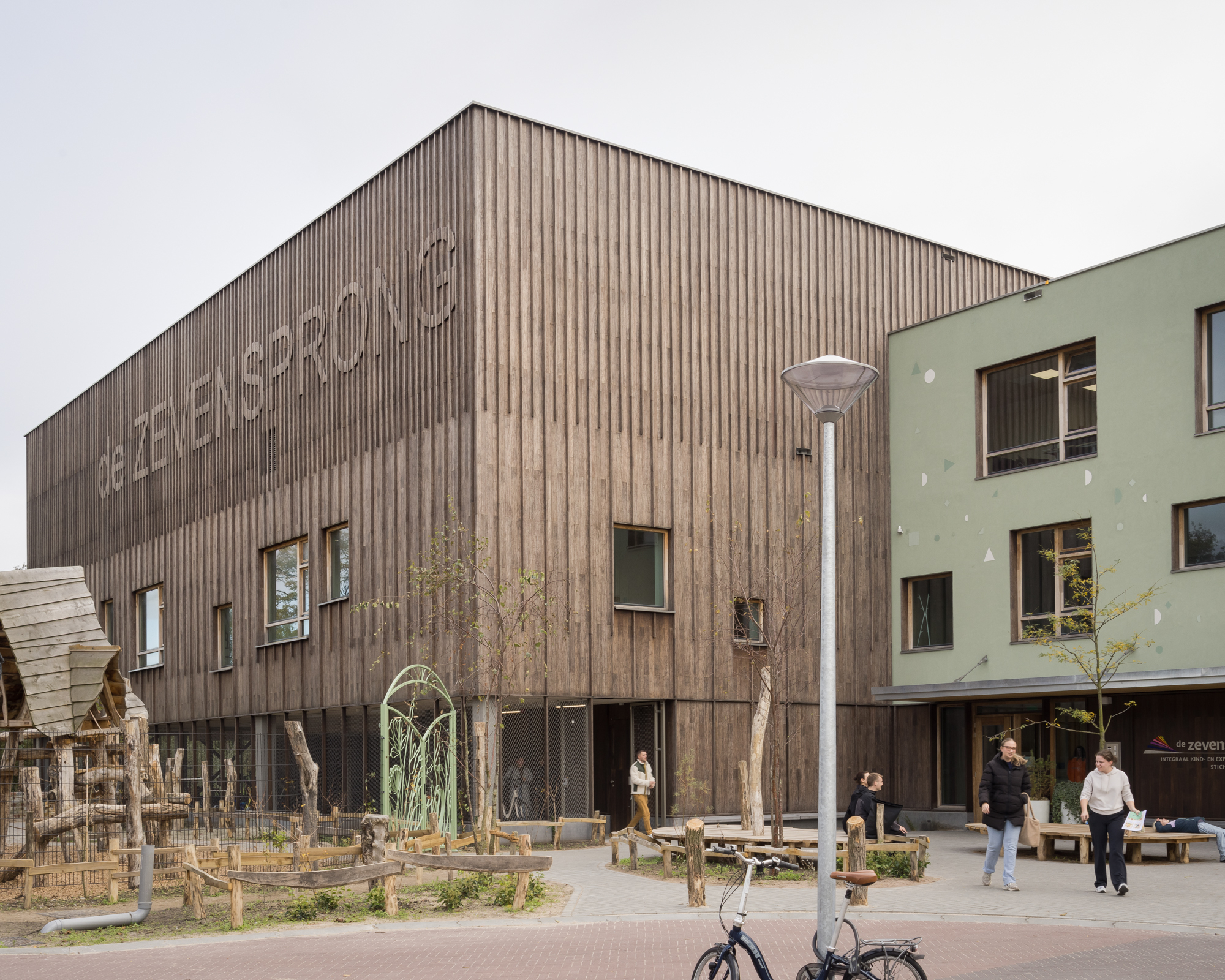 De Zevensprong - Integrated Child and Expertise Center / KRFT Architecture-44
