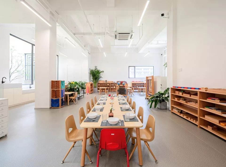 武汉心流儿童之家 | 素色蒙特梭利学习空间-35