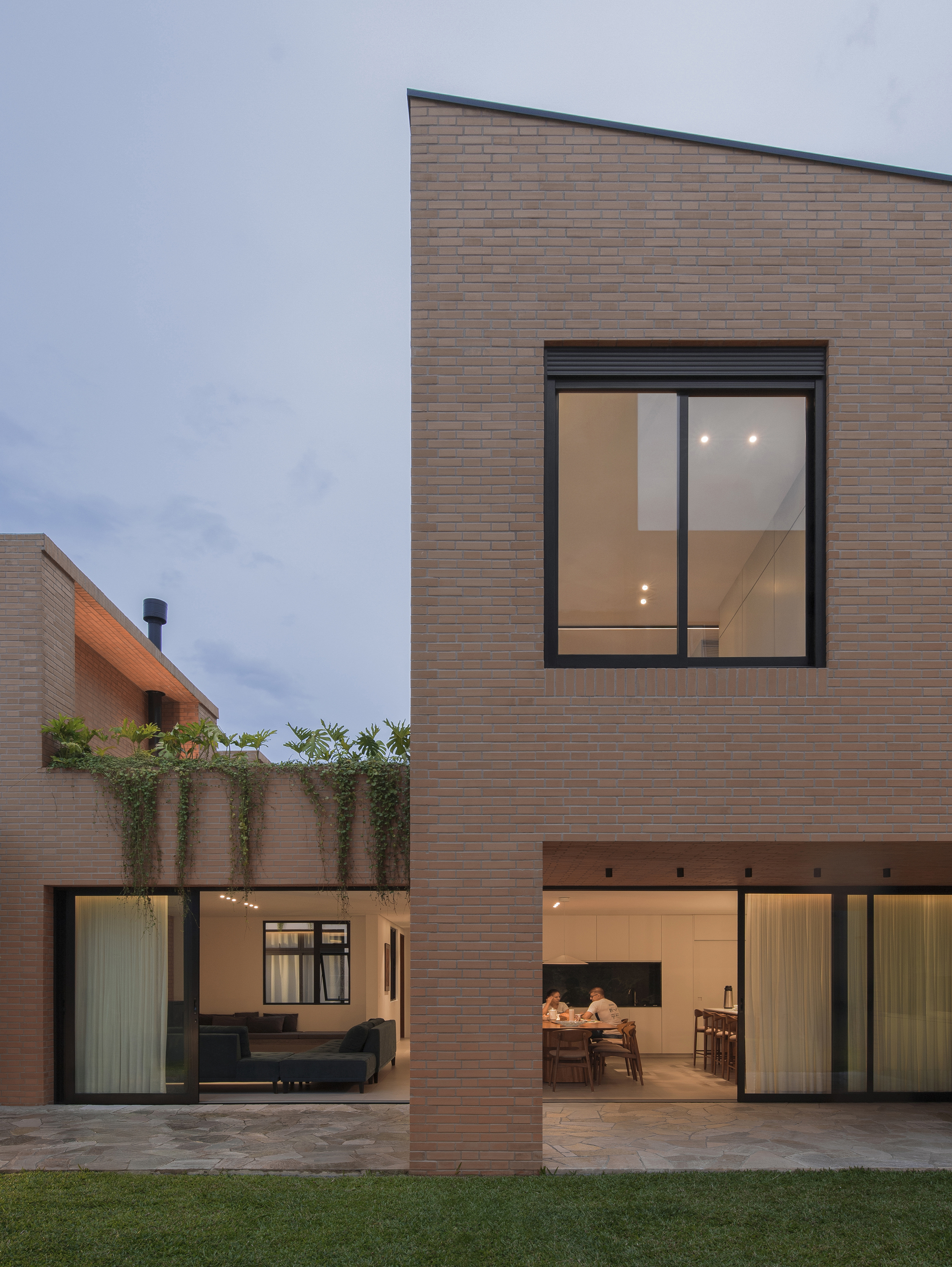 托朗住宅丨巴西丨Luana Barichello,Nommo Arquitetos-46