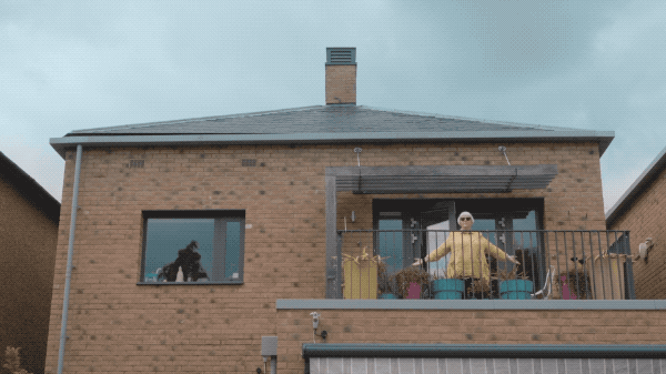 26个大龄女性共建养老社区,男友可以留宿-134