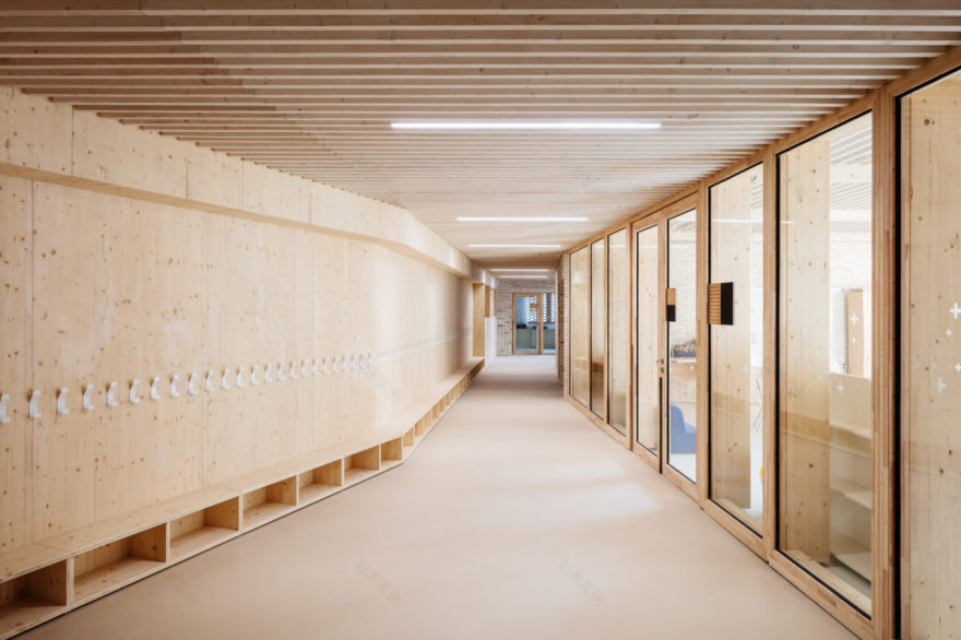 巴黎市中心的多形态幼儿园丨法国巴黎-38