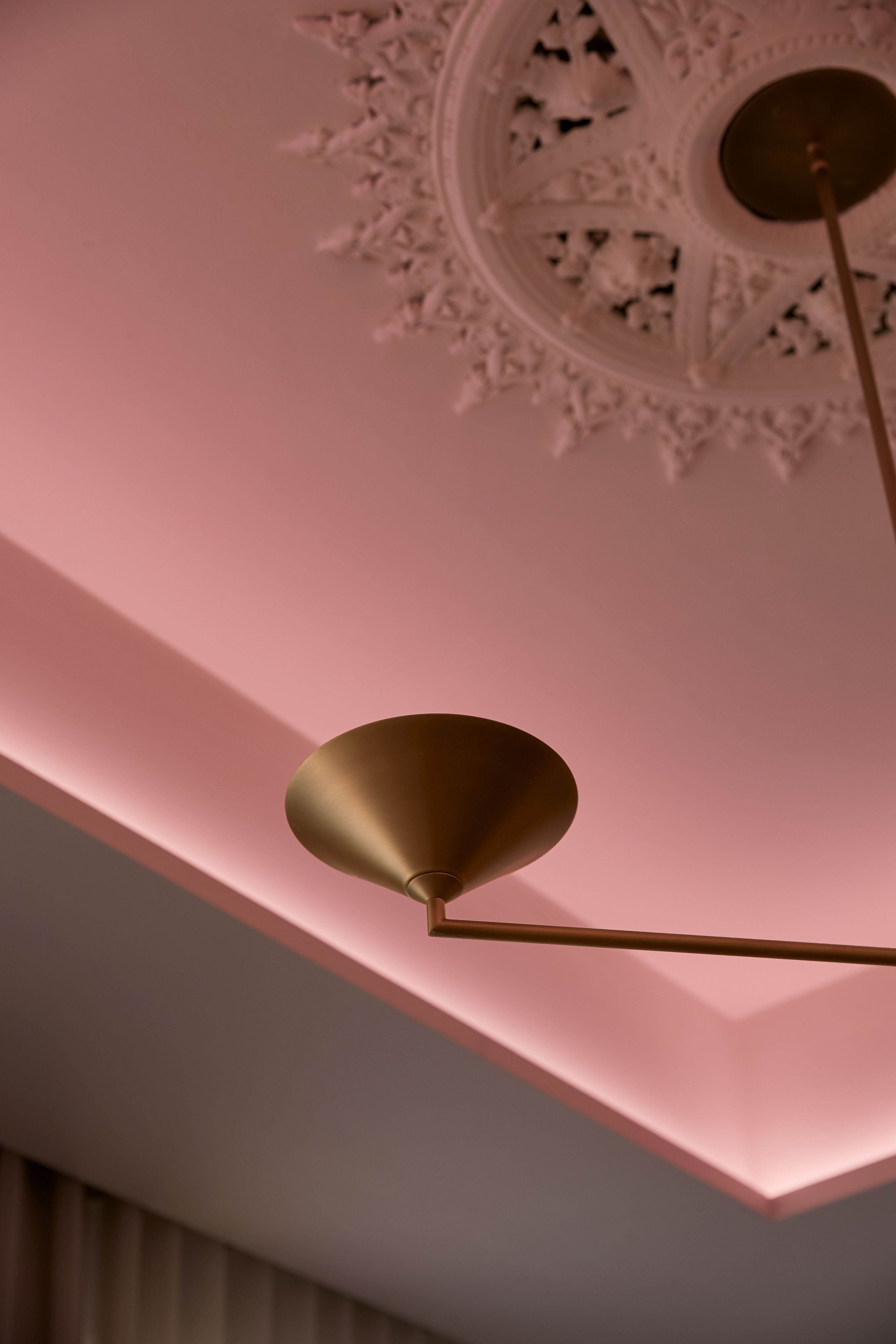 ODE皮肤科诊所（若ODE是特定人名、机构名等特定指代，可根据实际情况调整） 丨Foolscap-15