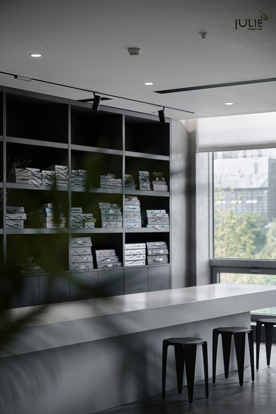 滨江分公司打造高级灰神秘空间-17