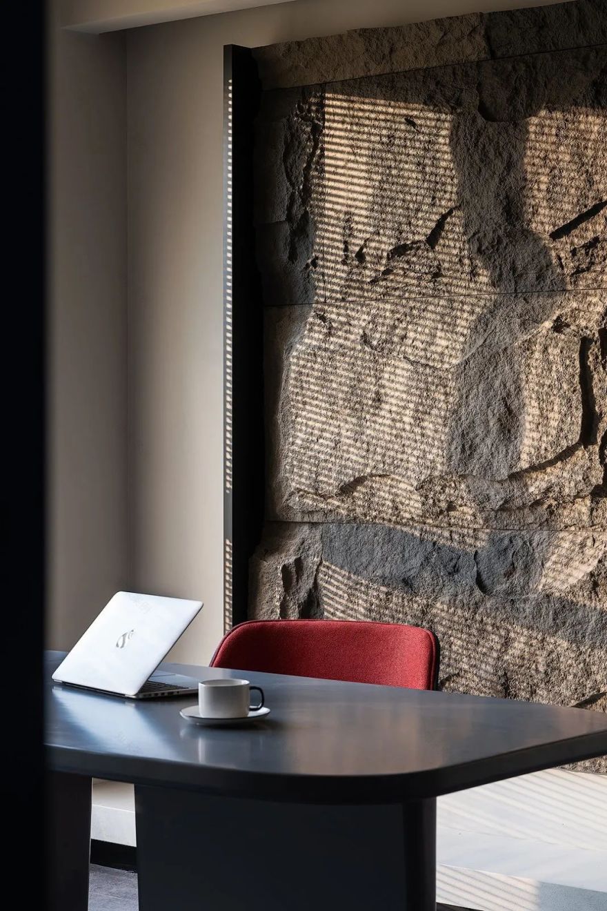 静谧深海蓝,游园般的住宅设计-0