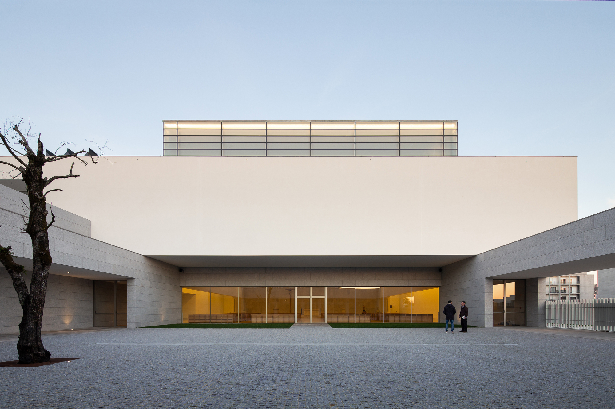 Divino Salvador Church / Vitor Leal Barros Architecture-24