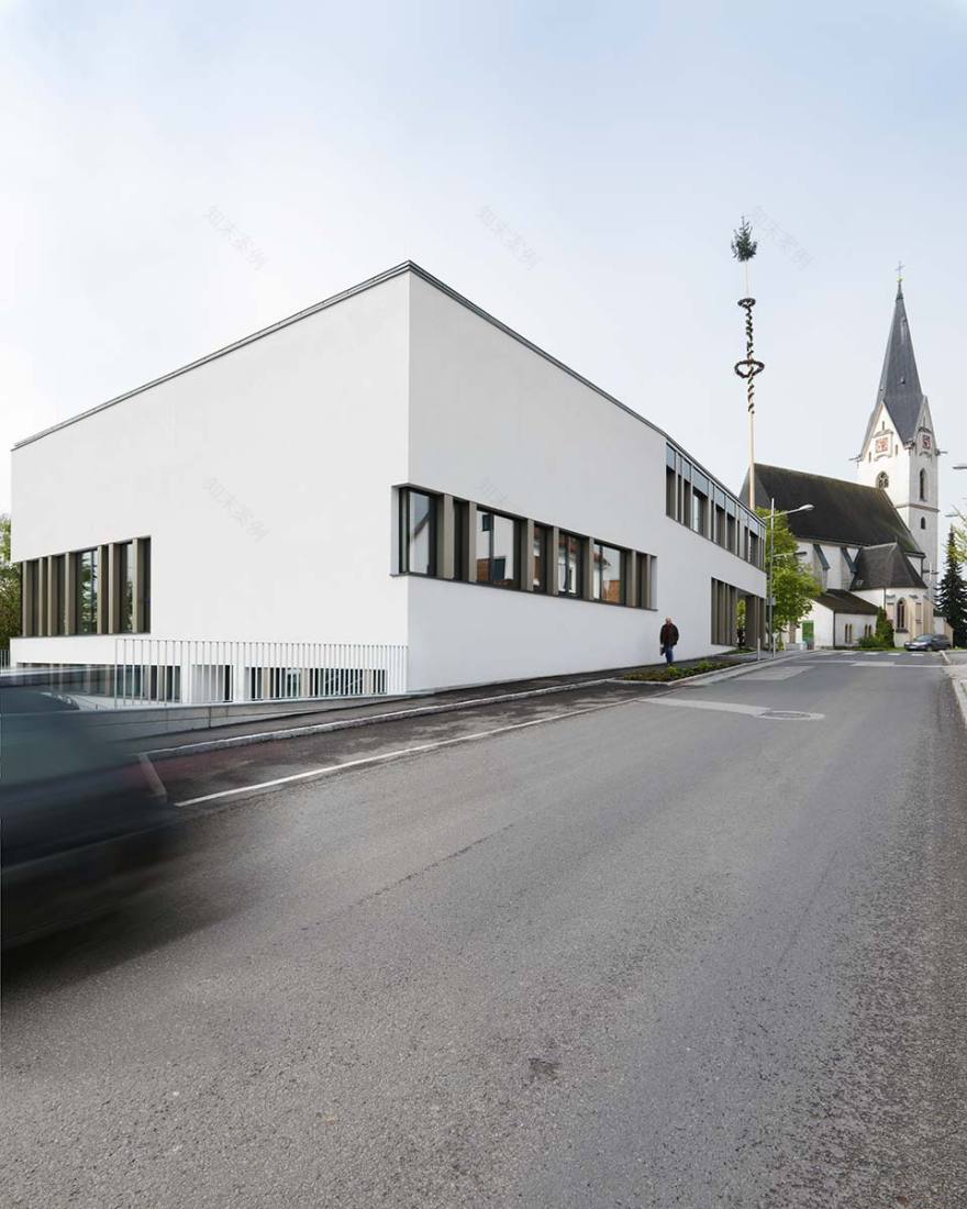 阿沙赫社区中心丨Hertl Architekten-5