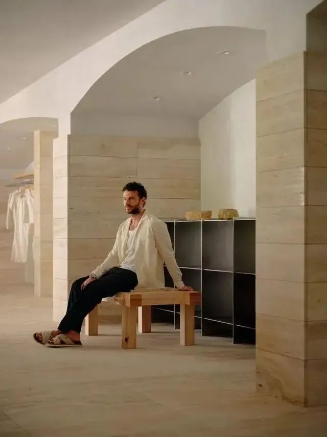 澳洲Venroy’s New Bondi Flagship Store丨Sarah l’Anson设计事务所-2