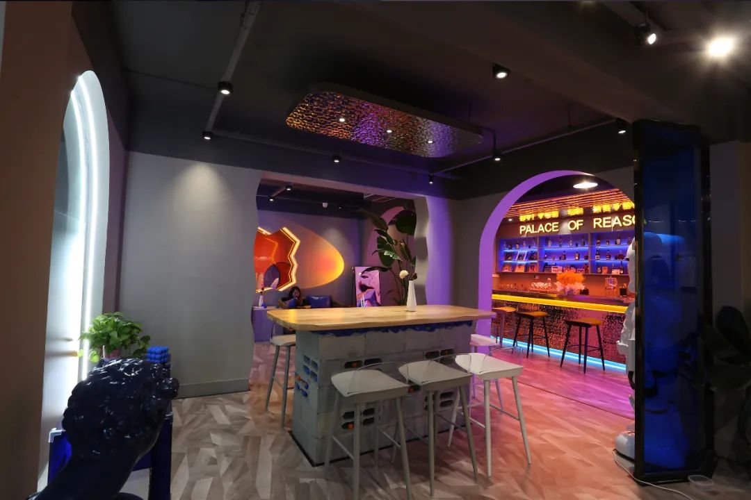 穿越时空的赛博朋克剧本杀馆·连云港 ERROR·404丨中国连云港丨点度空间设计-23