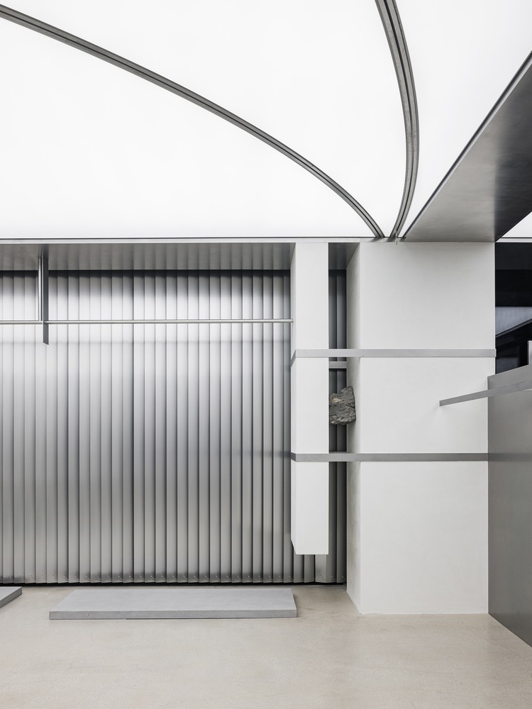 首尔 OY 时装店丨韩国首尔丨COV 公司-25