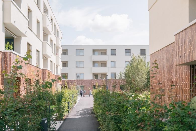 在冰湖旁居住丨德国-0