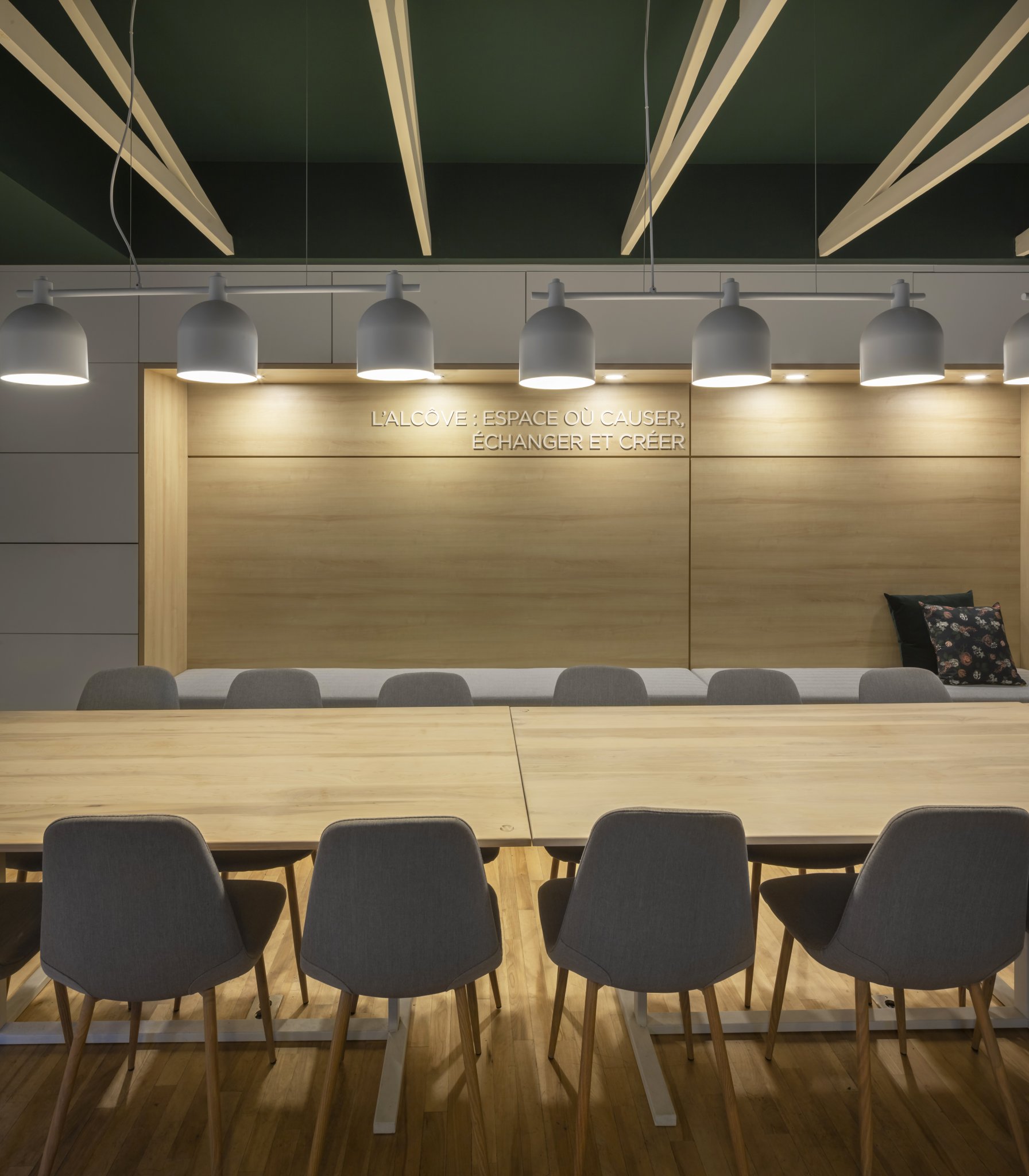 蒙特利尔 La Dépendance 咖啡厅及精品店设计丨加拿大蒙特利尔丨Espace 313-4