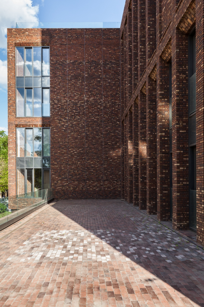 Burdenko街带地下停车场的公寓楼丨俄罗斯莫斯科丨Sergey Skuratov architects-35