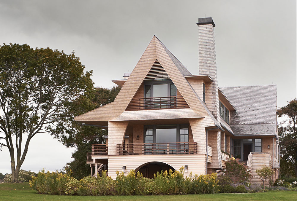 Rhode Island 奇异湖畔小屋，美式传统风格与自然材料的完美融合-1