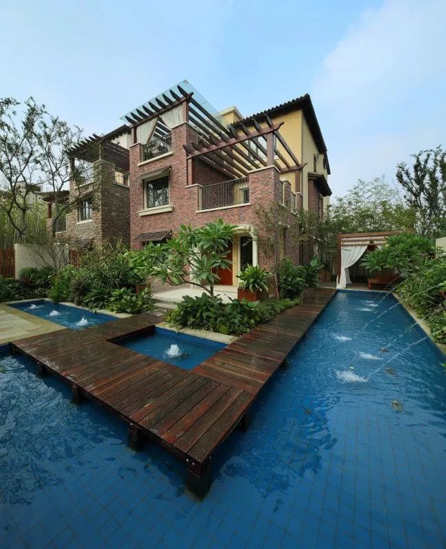 薛杨设计 | 龙湖悠山郡欧式别墅，奢华与雅致的完美融合-3