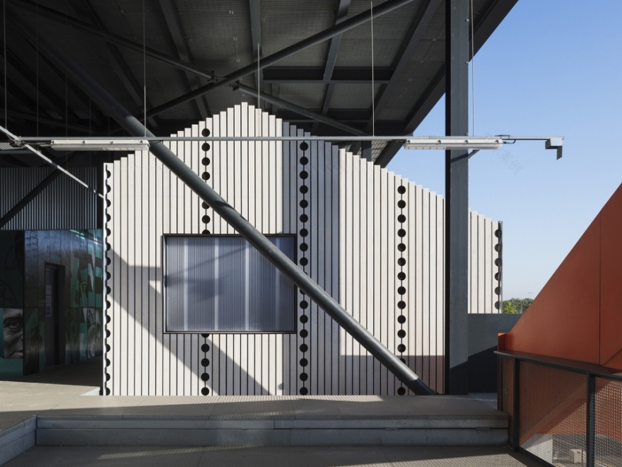 龙门栈桥特兰佩里-25