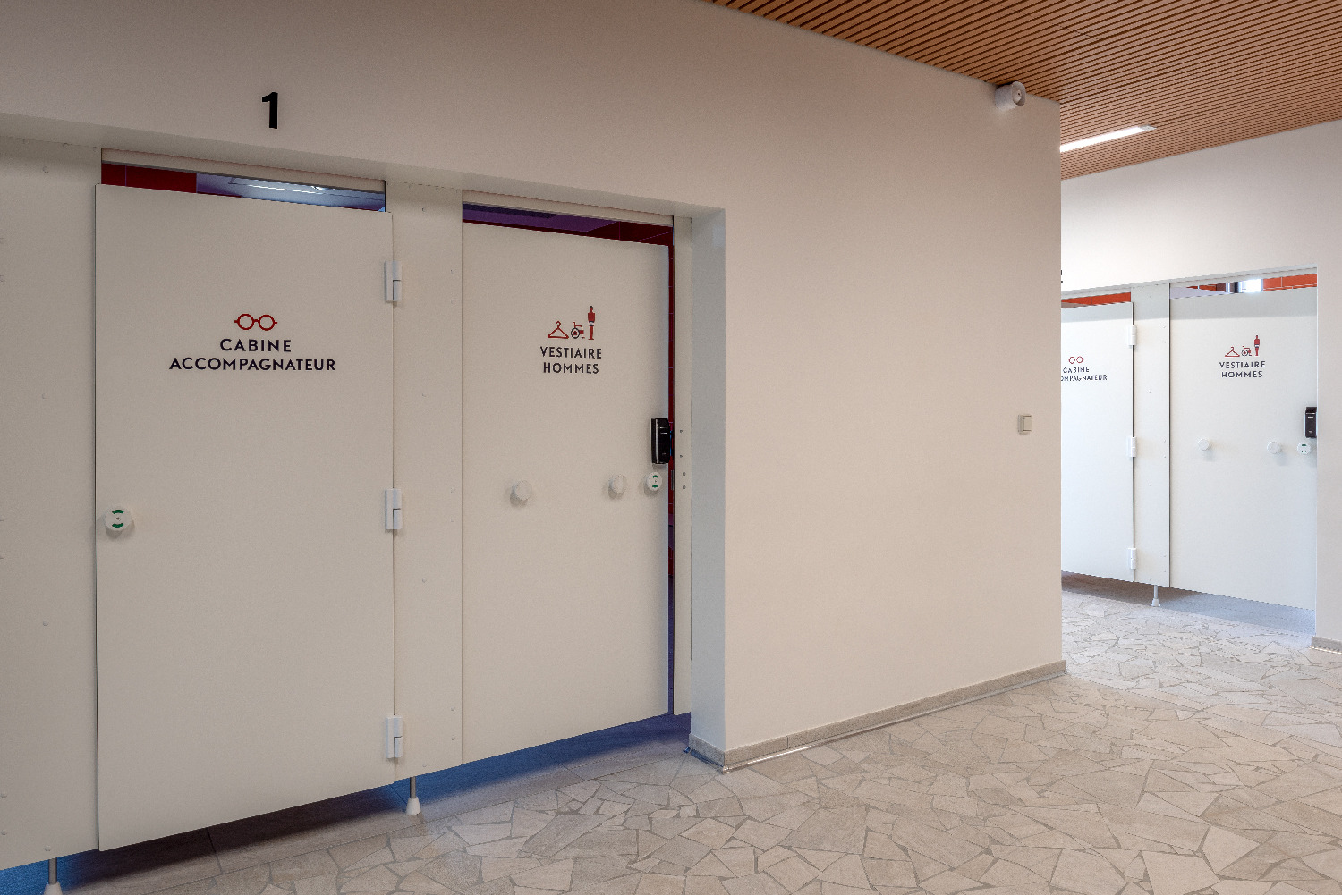 体育馆丨MultiplexeAquatique-193