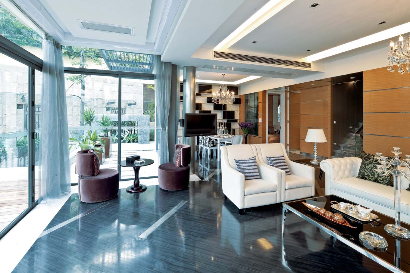 广州颐和高尔夫庄园B区B型别墅样板房-1