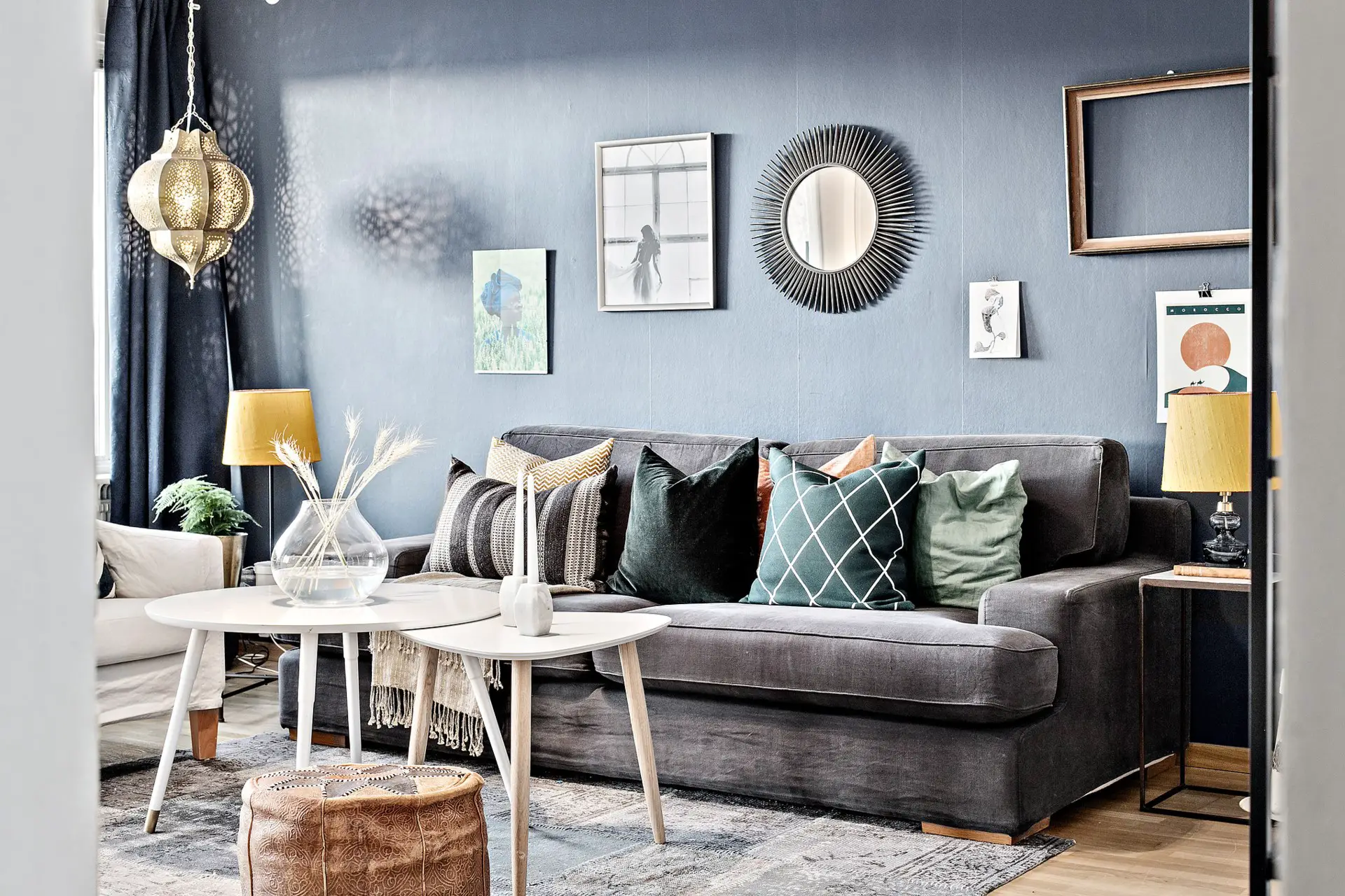 瑞典公寓个性设计 | 壁纸与油漆的巧妙运用-2