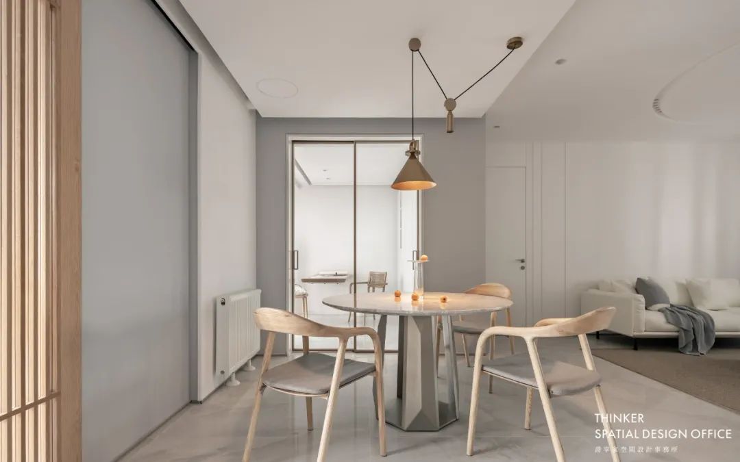 国博新城禅意之家 | 原木留白,三代同堂的宁静空间-45