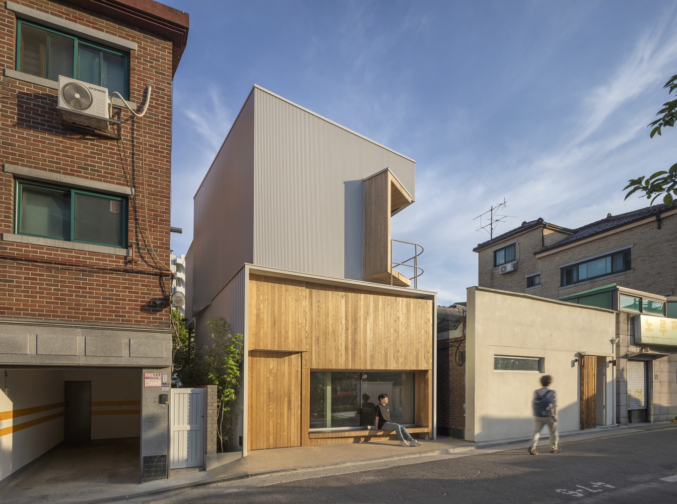 韩式小屋变身城市迷宫丨韩国-1