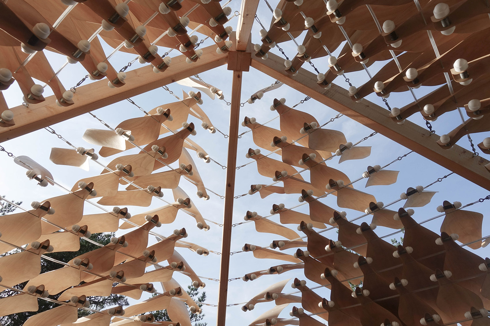 芬兰“颤抖的屋子”装置-12