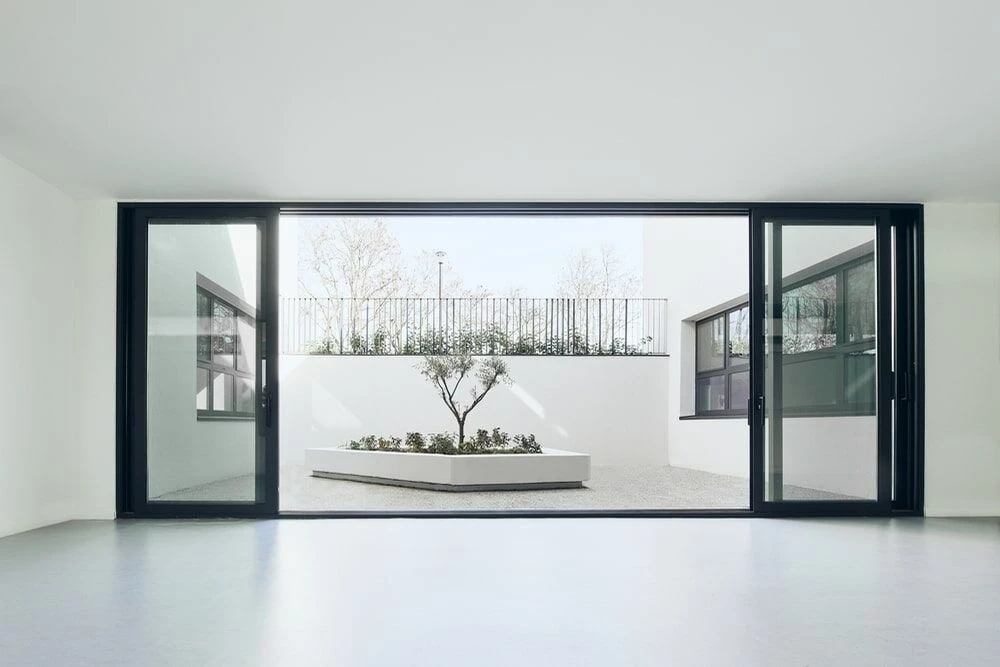 美国农场学校高中部大楼丨希腊丨406 architects-16