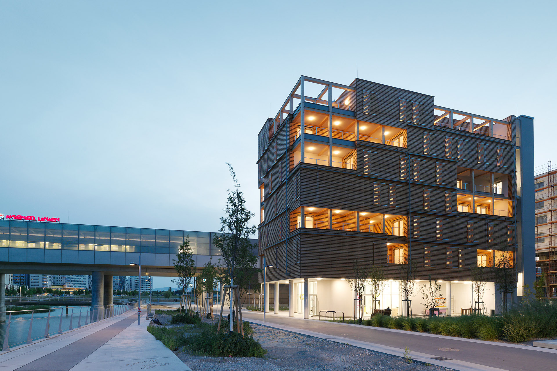 塞博根湖畔公寓论坛丨奥地利维也纳丨heri&salli-24