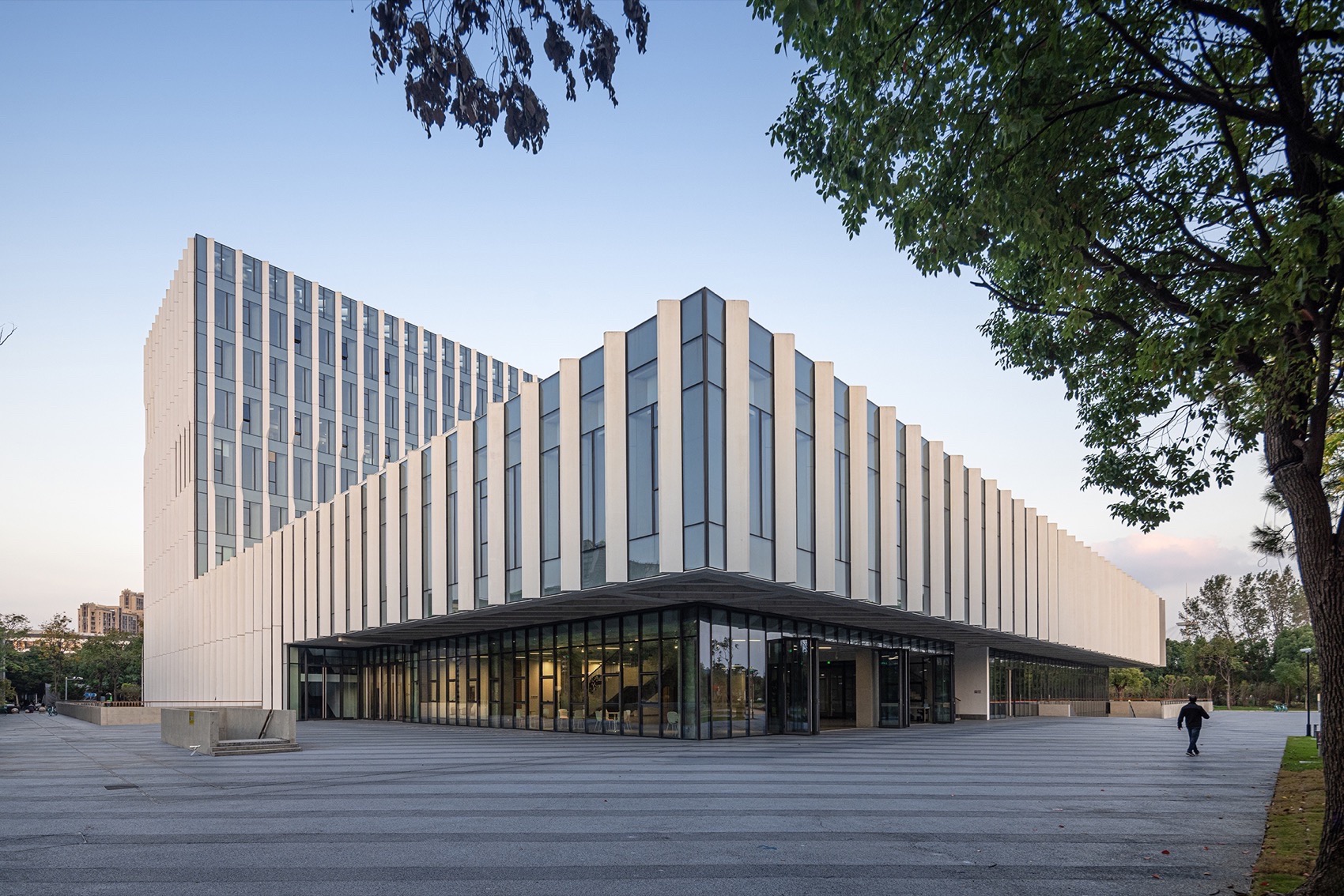 同济大学艺嘉楼(嘉定校区学生活动中心)丨中国上海丨同济大学建筑设计研究院(集团)有限公司 麟和建筑工作室-18