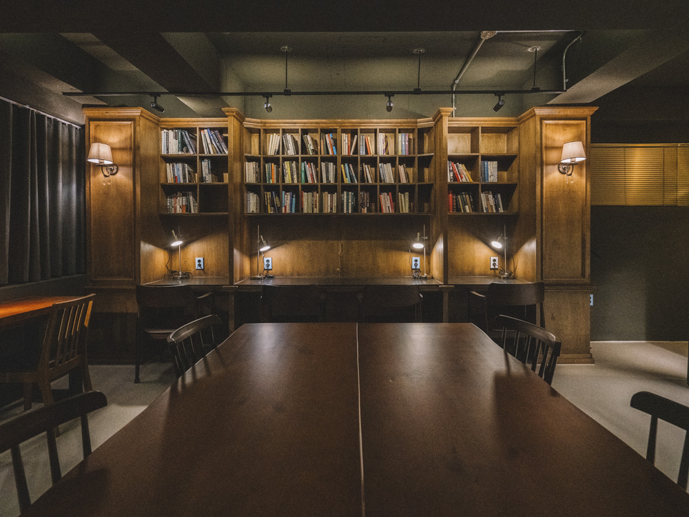 16 平米北欧风格公寓 | 极简与复古的完美融合-7