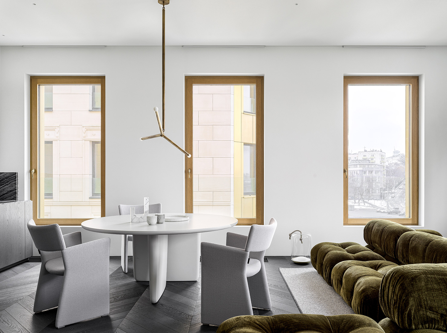 87 平米极简公寓,自然元素与功能的完美融合-6