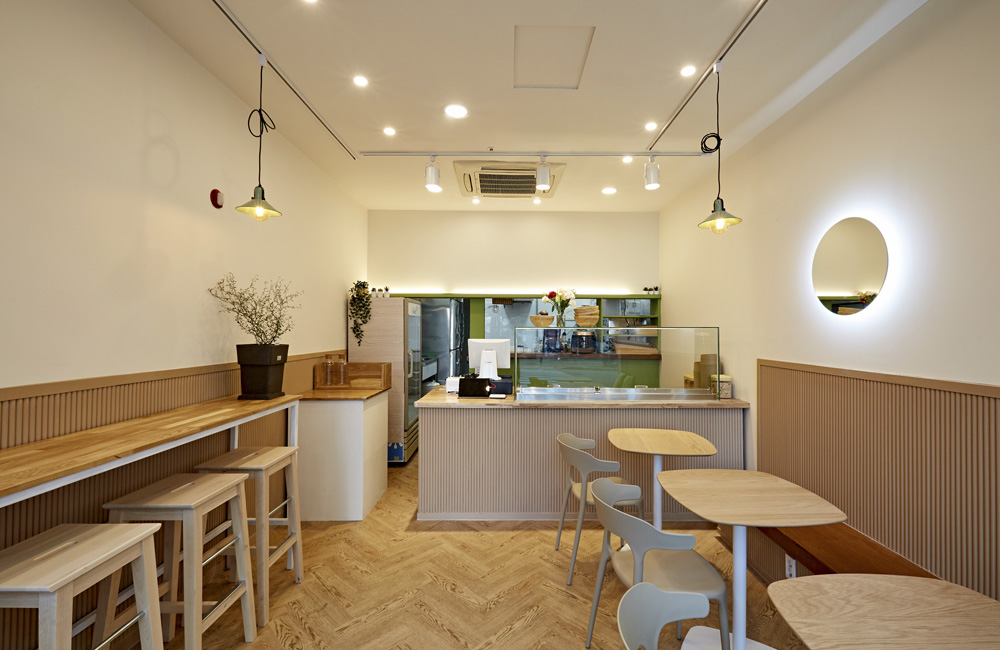 白色木纹的温馨 10 平米沙拉餐厅设计-2