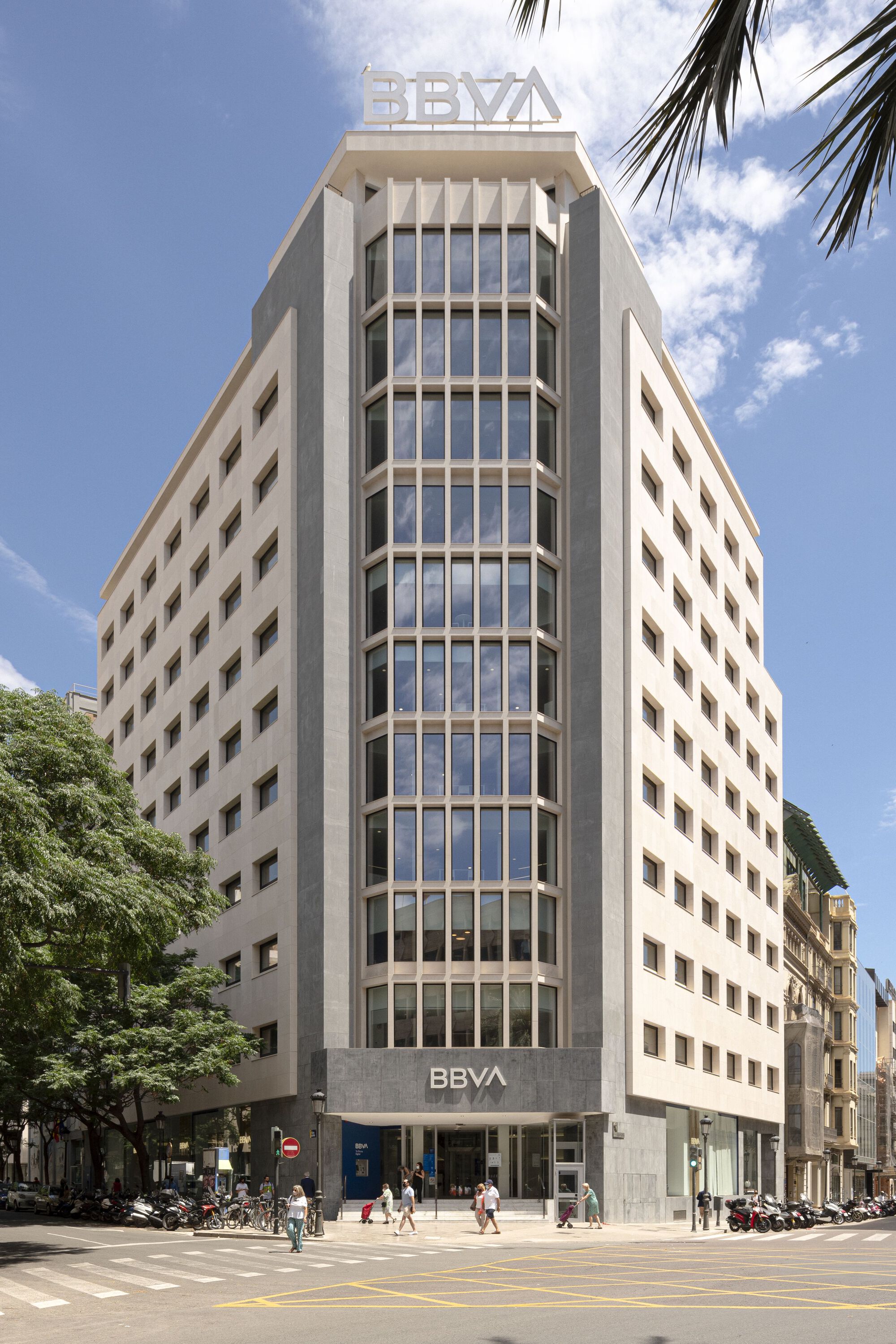Refurbishment of BBVA Bank Headquarters-22
