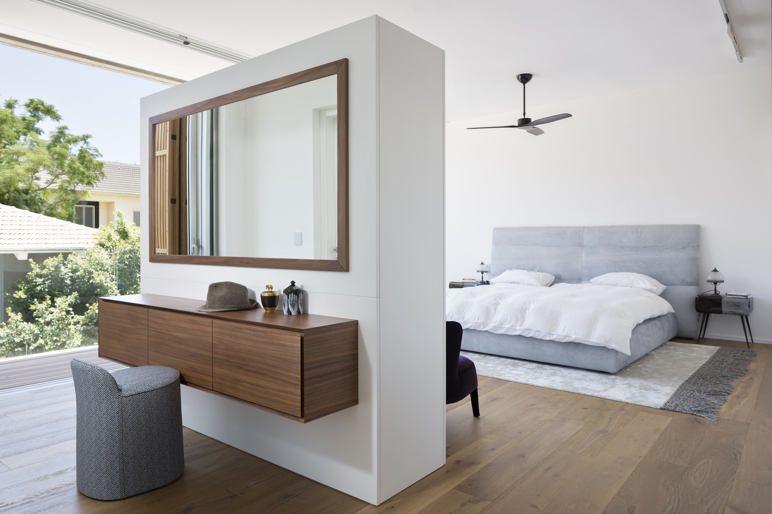 以色列水畔石山现代别墅-38