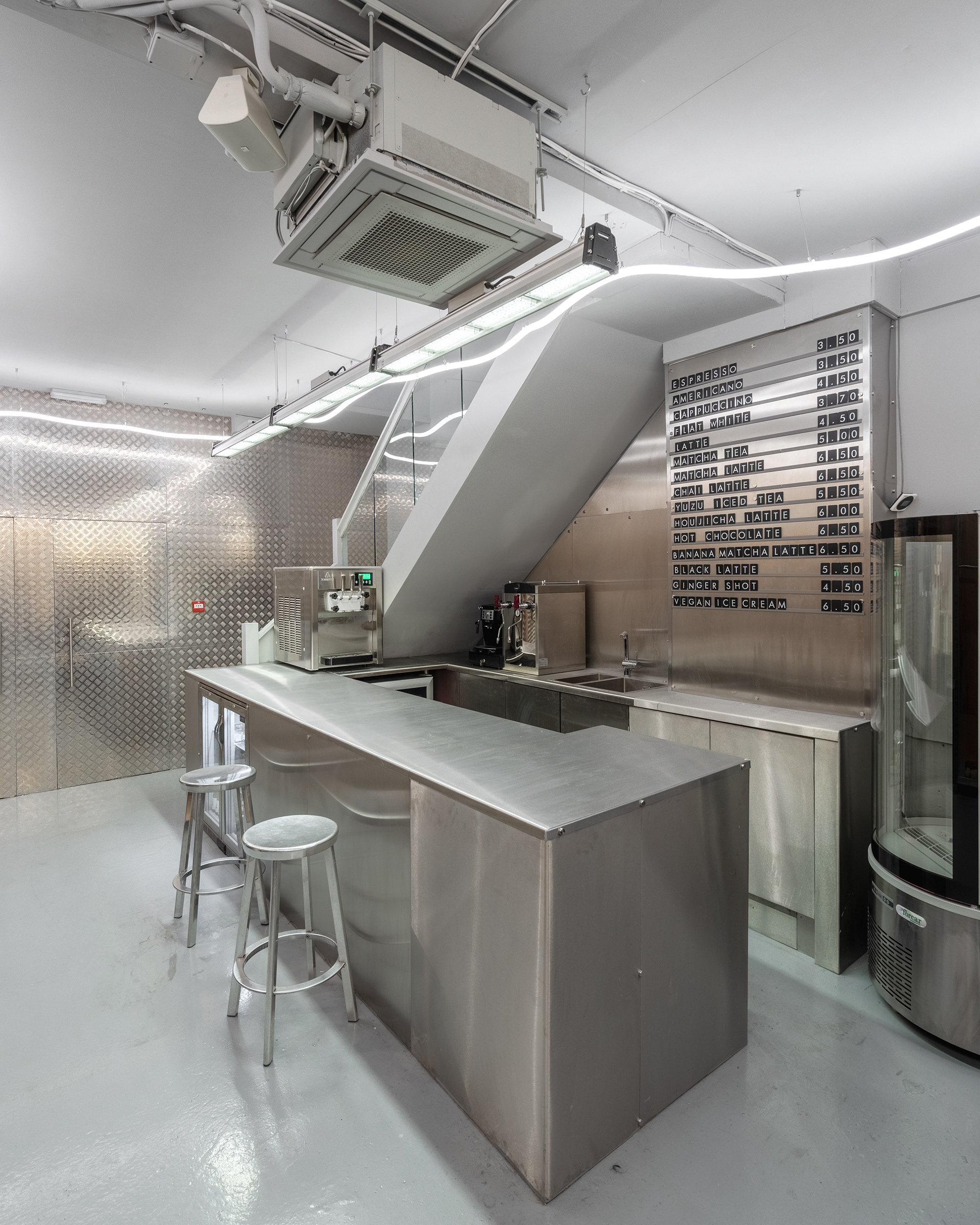 WRHS 13/ London/ Soho-17