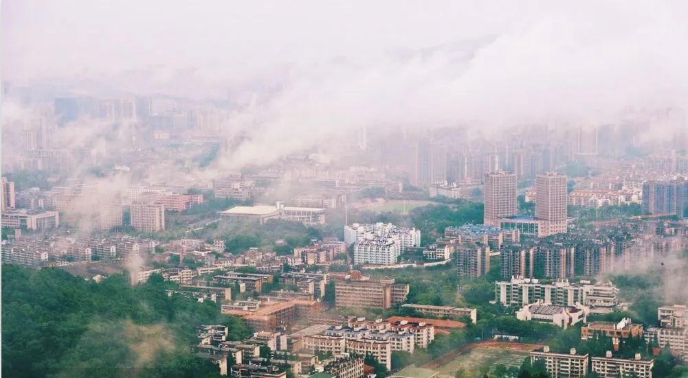 山水洲城间的静谧空间——长沙「麓•印长江」会所设计-10