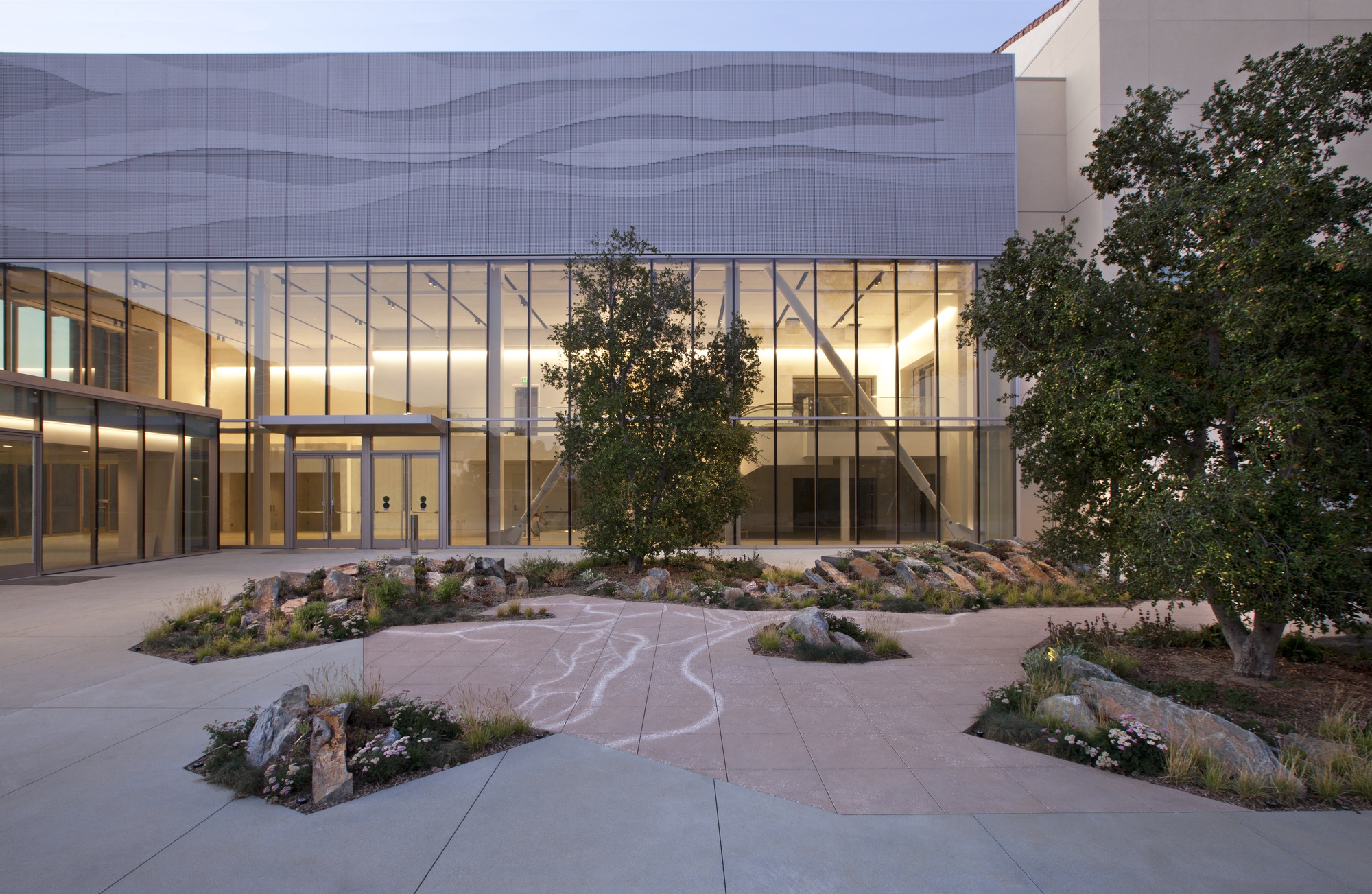 NHM Commons Museum Wing and Community Hub / Frederick Fisher and Partners-4