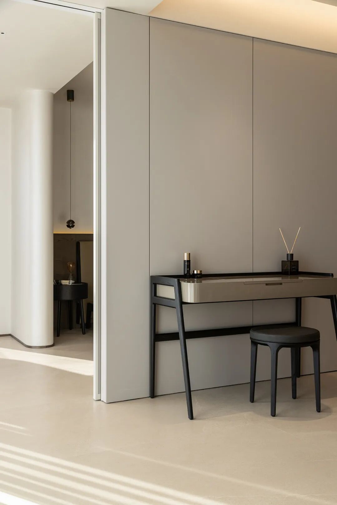 257m²极简沉稳空间，打造松弛丨中国济宁丨COSMO MOBILI  可木家居-25