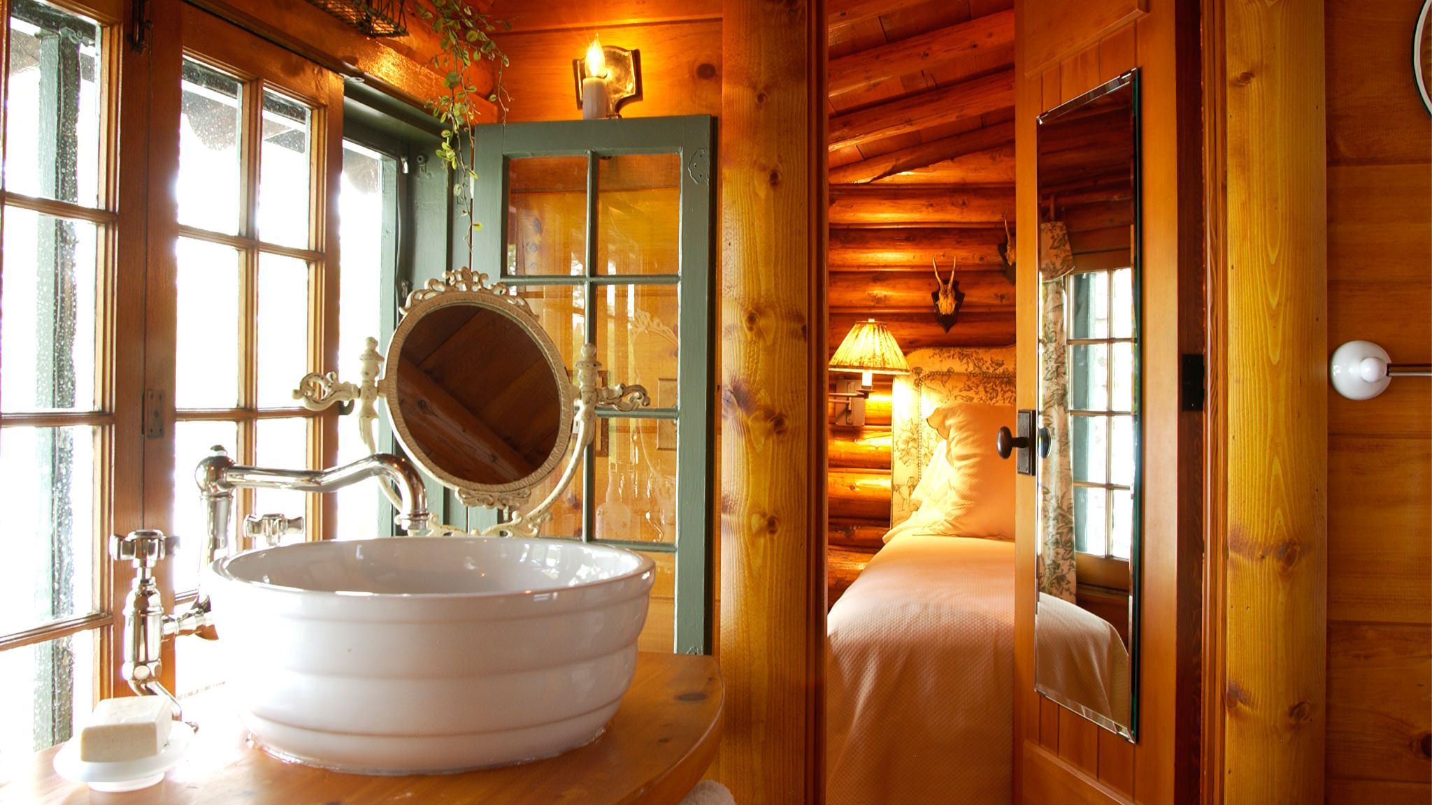 Красивый деревянный дом у озера | 11 фото дизайна-12