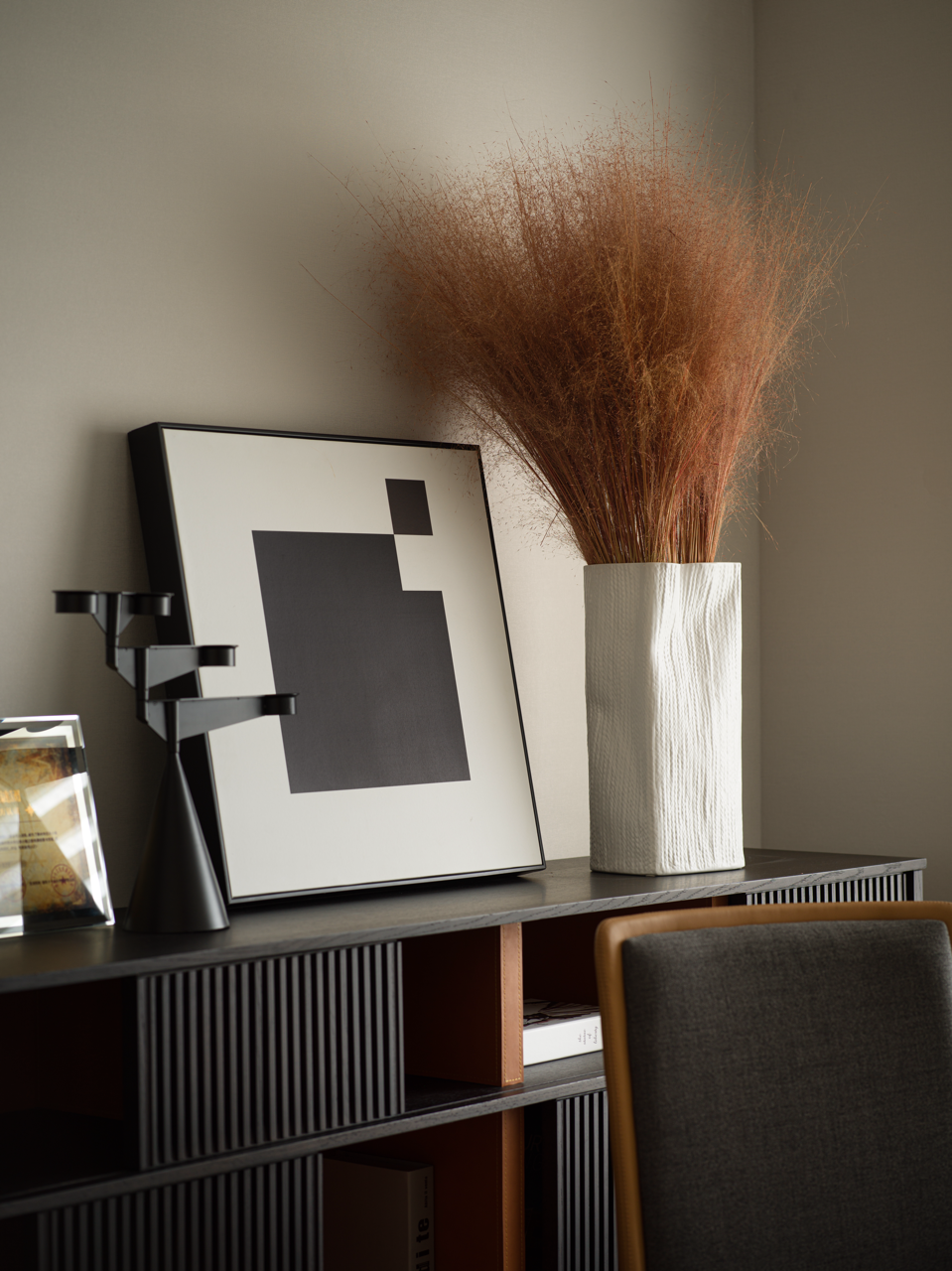 时而1人1猫时而人山人海，一间能展开能合上的“可折叠”房子-32