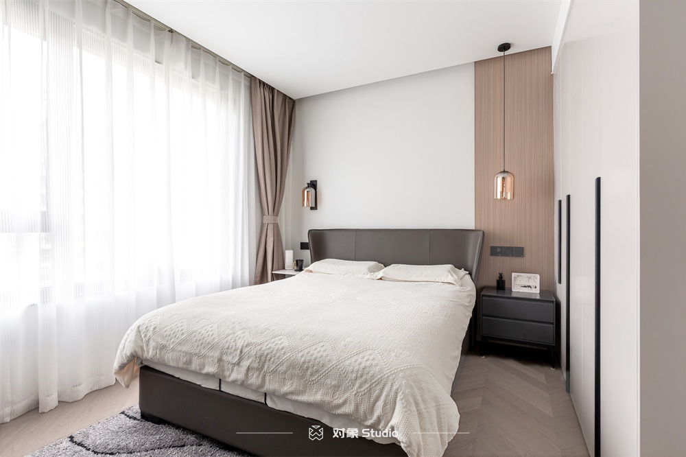 黑白极简,150 平空间的艺术生活丨对象 Studio-28