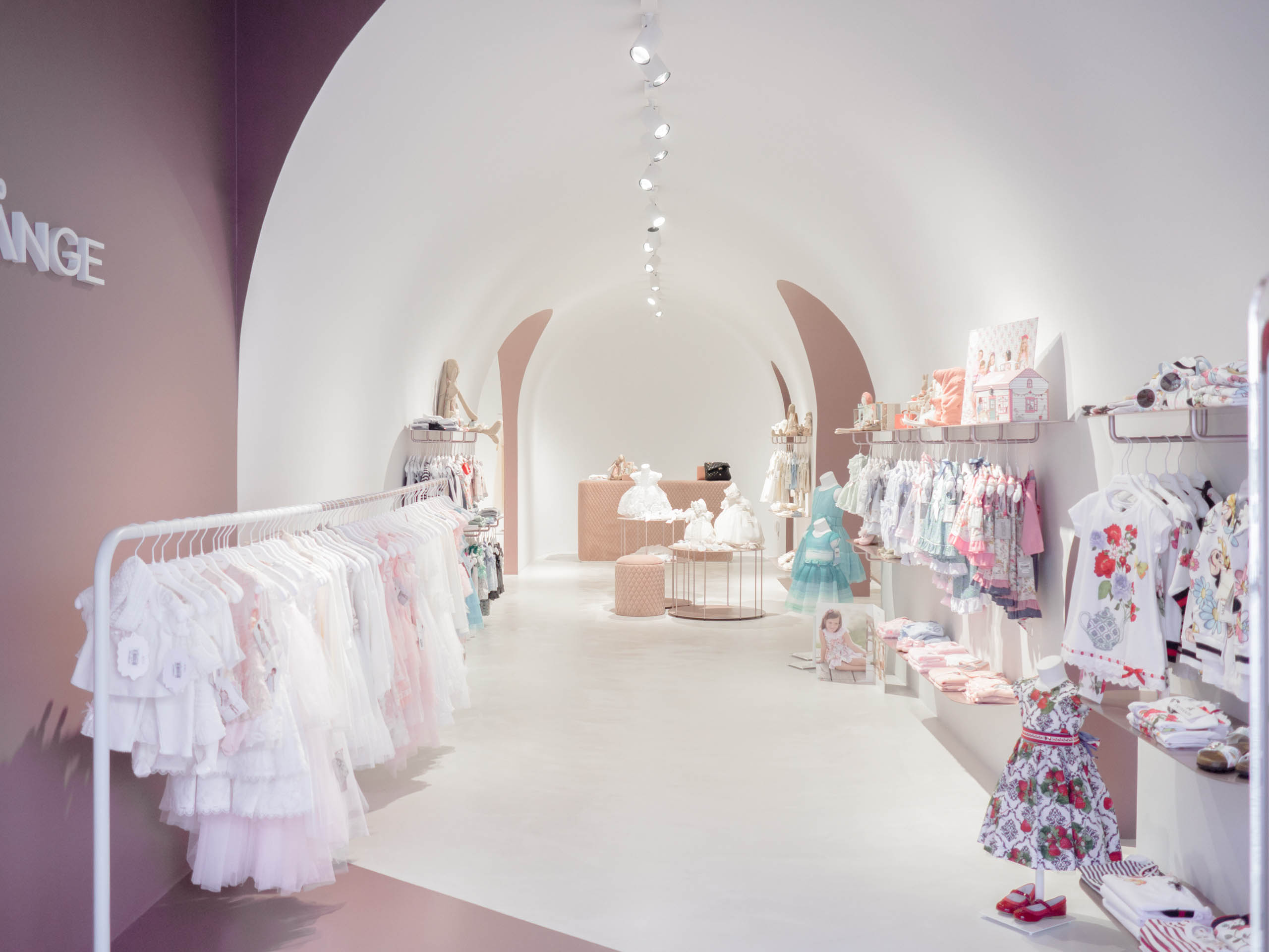 Le Petit Ange Shop Spaceworkers-11